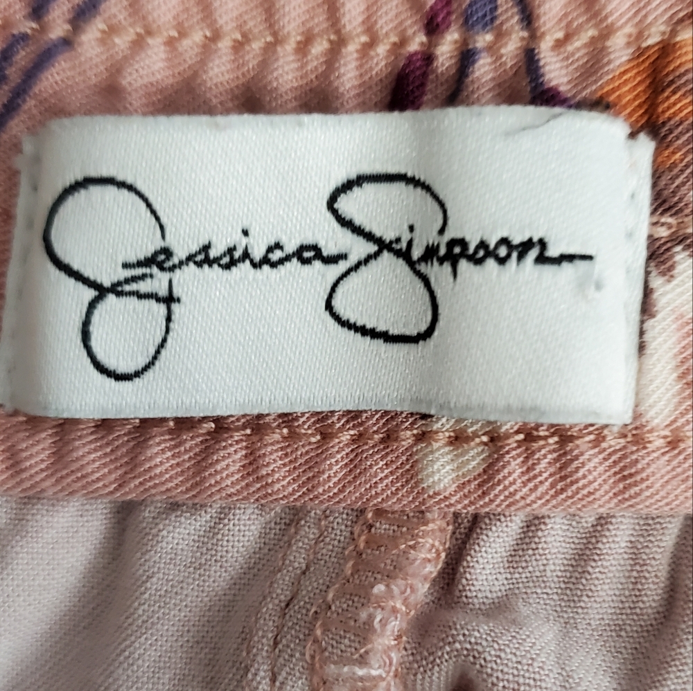 Jessica Simpson Floral Knit Cropped Pants/Capris - Picture 10 of 13